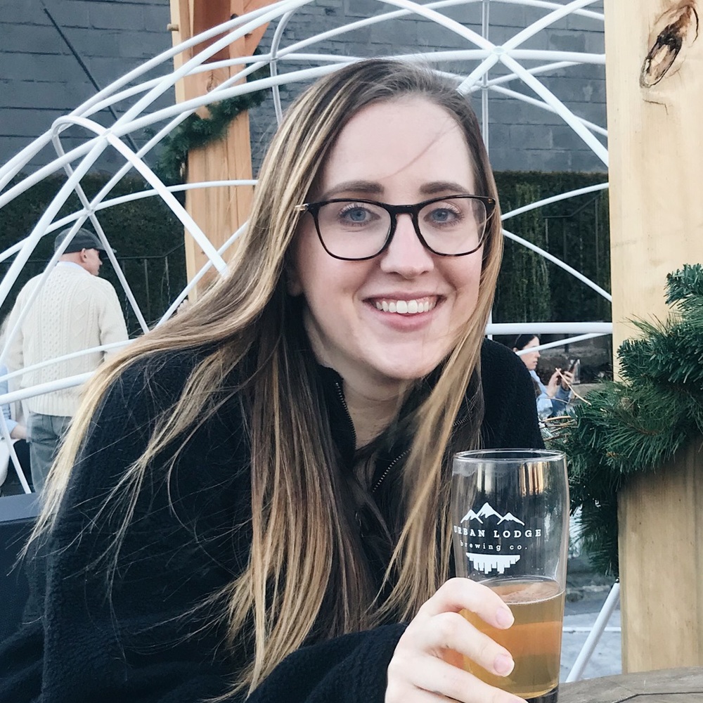 Meet your Posher, Cassandra